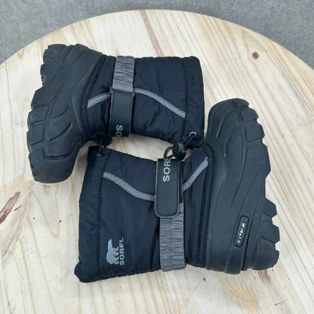 Sorel flurry winter